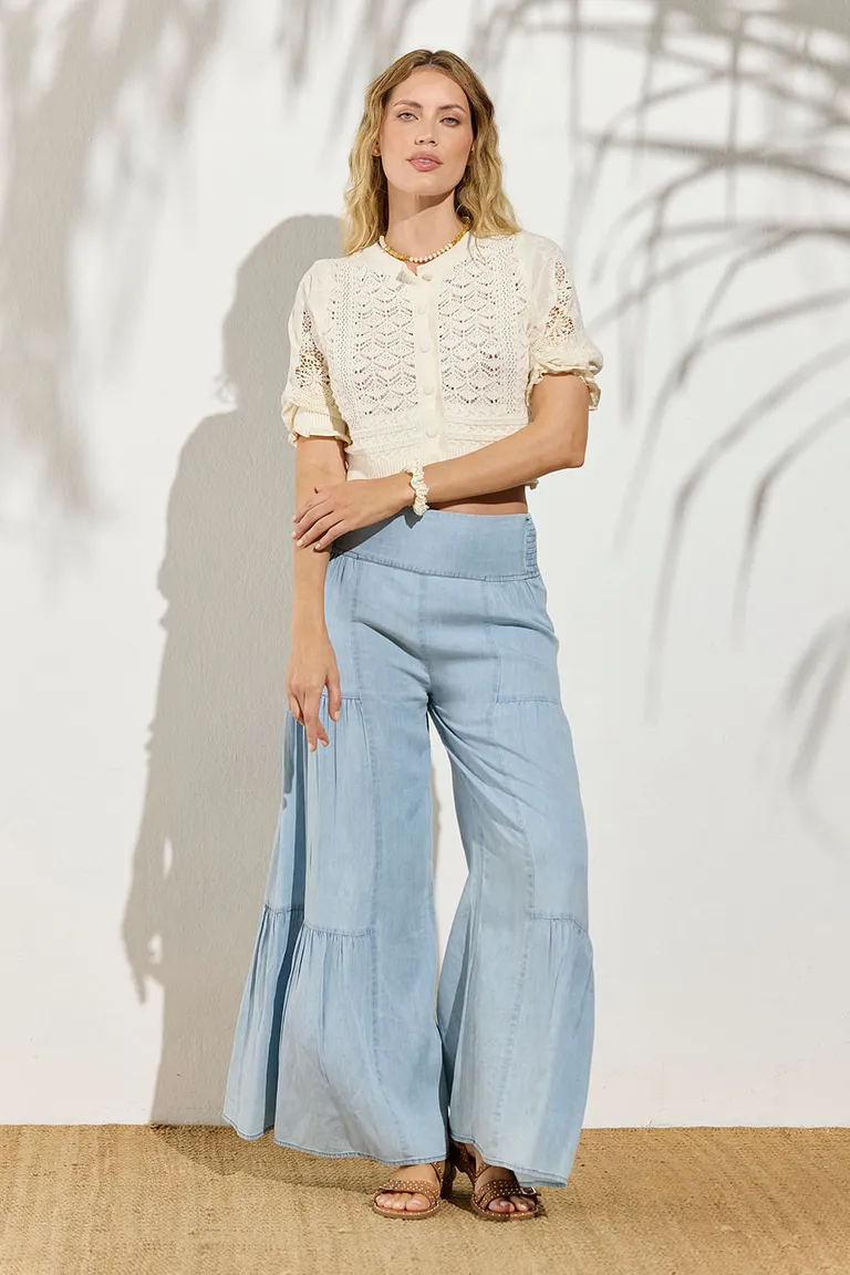 Saco corto tejido a crochet con botones forrados y detalles bordados en mangas de Indiastyle en Chaquetas para argentina