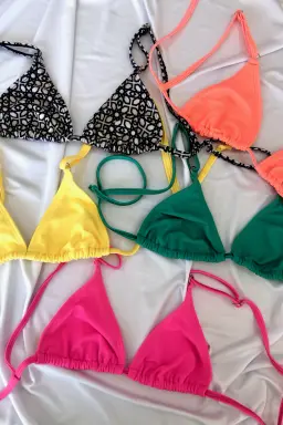 Bikini triangulo less de Trenda en Swimwear y Beachwear para argentina