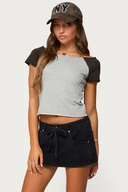 Remera raglán liva contraste de Edikted en Tops para argentina