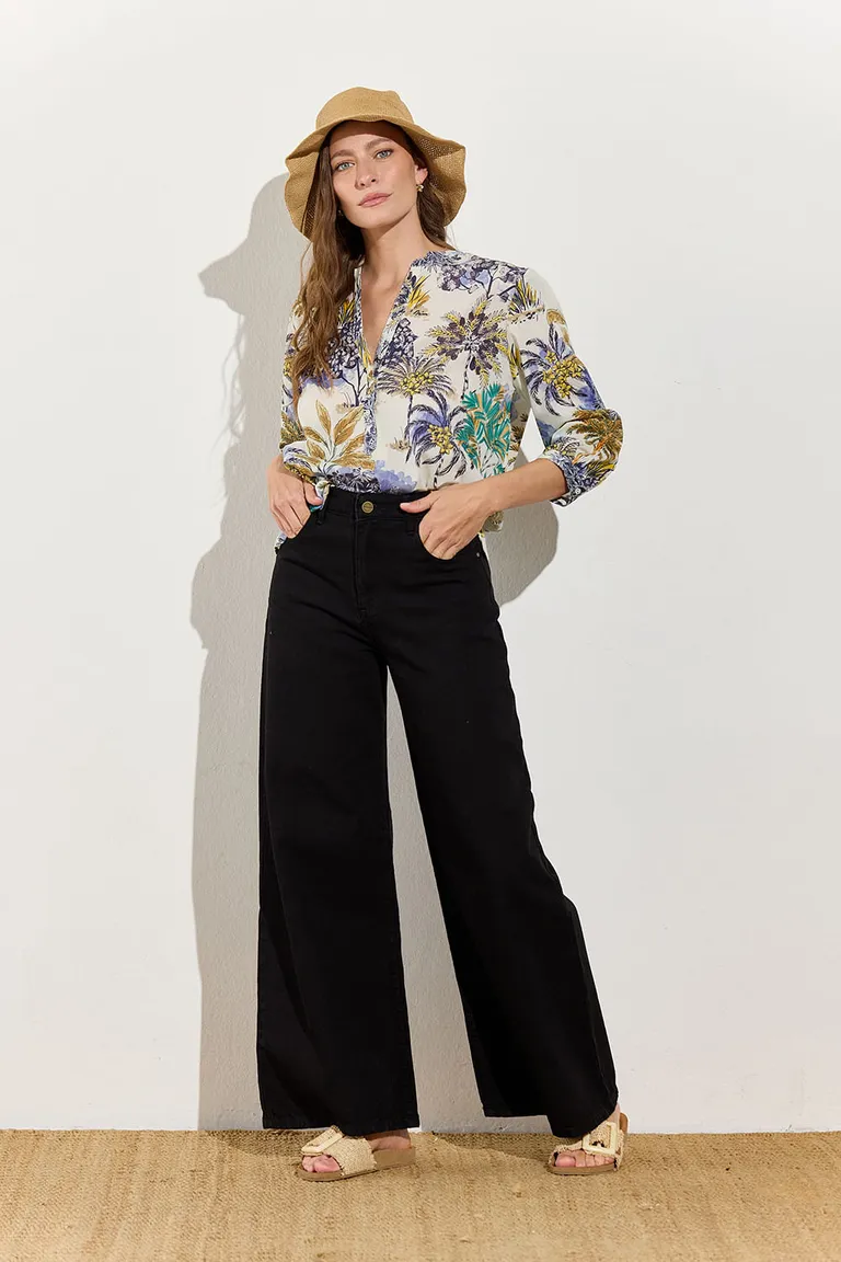 Blusa estampada de mangas 3/4 con cuello mao y cierre de botones de Indiastyle en Blusas para argentina