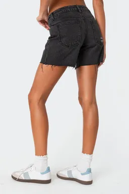 Shorts denim tiro bajo tomboy de Edikted en Shorts para argentina