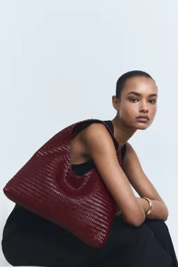 Bolso hombro piel trenzado de Mango en Bolsos y Carteras para argentina