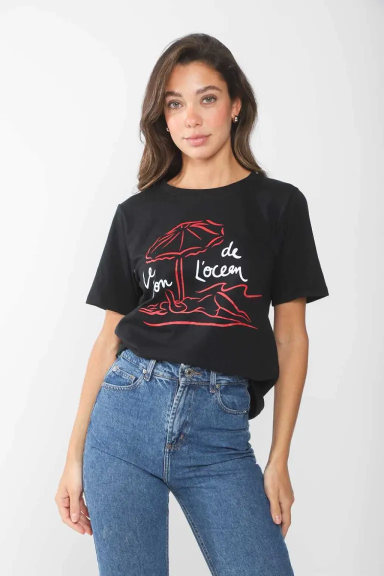 Remera blanca con estampa de leson para mujer de Belle en Remeras para argentina