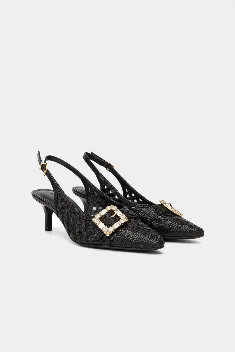 Sandalias slingback negras con diseño tramado y hebilla brillante de Justaosadia en Sandalias para argentina