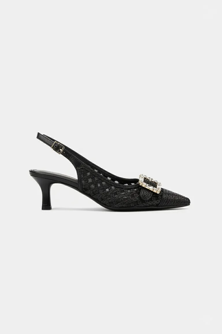 Sandalias slingback negras con diseño tramado y hebilla brillante de Justaosadia en Sandalias para argentina