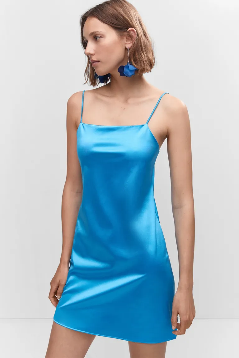 Vestido corto satinado de Mango en Vestidos para argentina