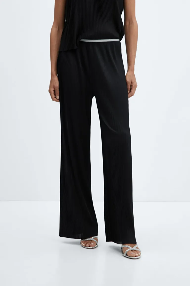 Pantalón wideleg plisado de Mango en Pantalones para argentina