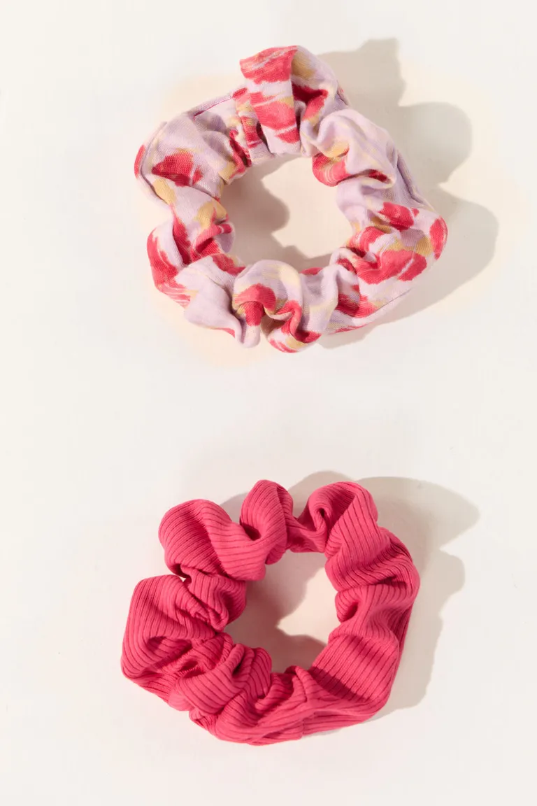 Set de dos scrunchies elásticos para cabello en combinación jersey y morley de Cuesta Blanca en Ropa Interior y Medias para argentina