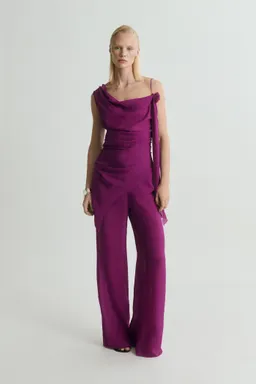 Pantalón recto fluido de Mango en Pantalones para argentina