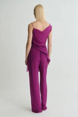 Pantalón recto fluido de Mango en Pantalones para argentina