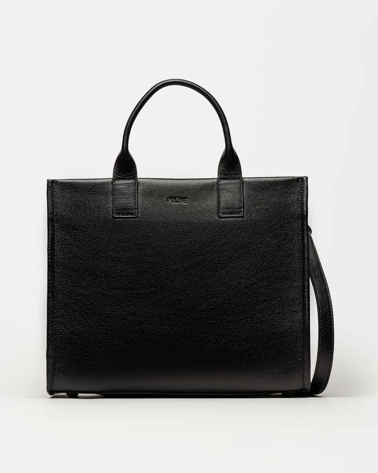 Cartera de mano capri en cuero vegetal liso elegante y versátil de Prüne en Bolsos y Carteras para argentina