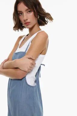 Jardinerito denim liviano de Lefties en Monos para argentina