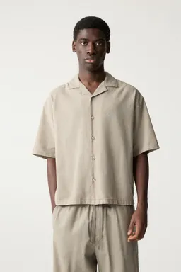 Camisa manga corta con lino de Pull&Bear en Camisas para argentina