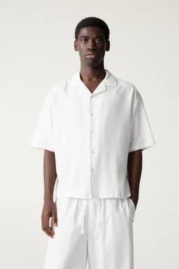Camisa manga corta con lino de Pull&Bear en Camisas para argentina