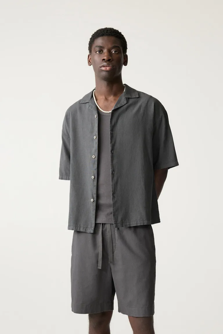 Camisa manga corta con lino de Pull&Bear en Camisas para argentina