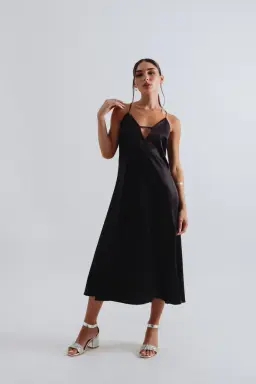 Vestido largo escote espalda cruzada de Blush en Vestidos para argentina