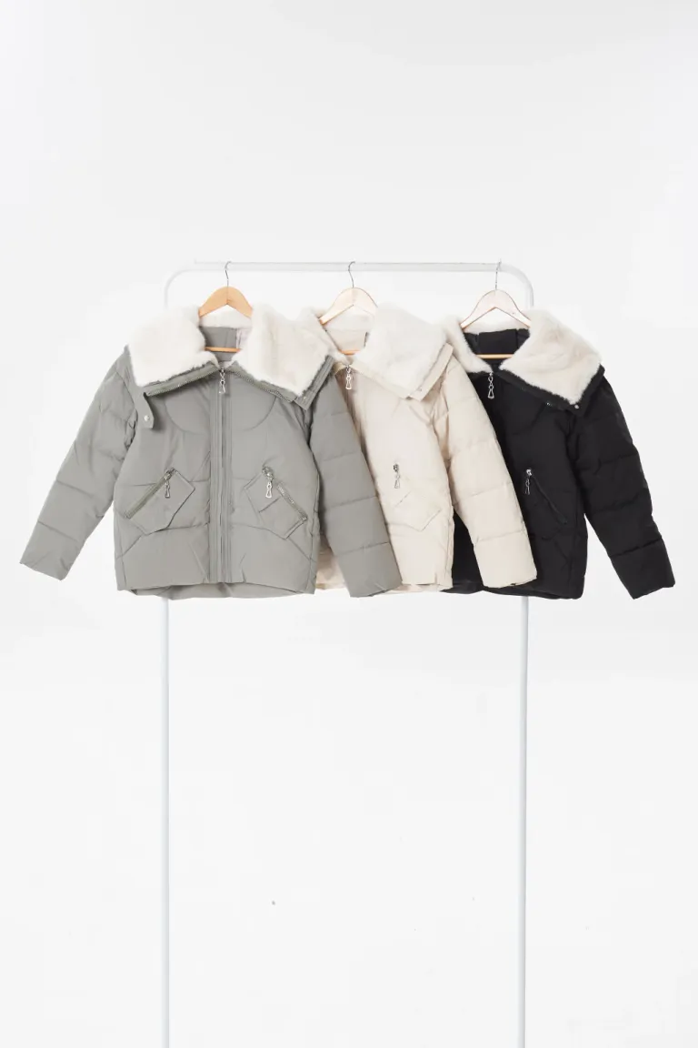 Campera nozomi: Diseño elegante y versátil para una mujer moderna de Apricot en Chaquetas para argentina