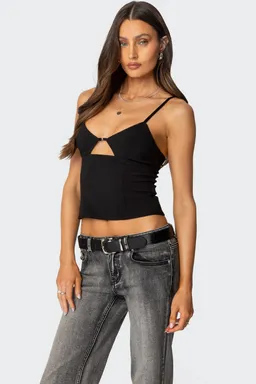 Musculosa liana cut out de Edikted en Tops para argentina