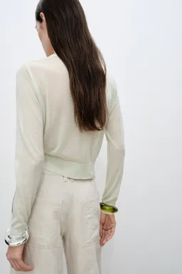 Cárdigan crop semitransparente de Mango en Buzos y Sweaters para argentina