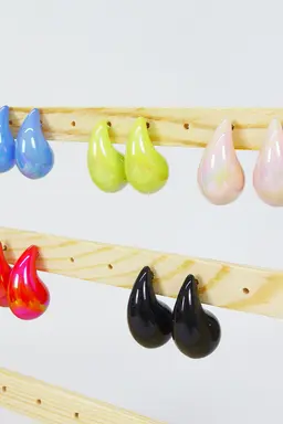 Aros drop tornasolados de Exotica Accesorios en Bijouterie para argentina