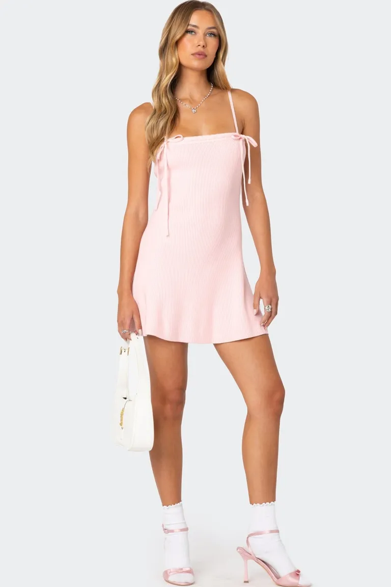 Mini vestido fridah tejido canalé de Edikted en Vestidos para argentina