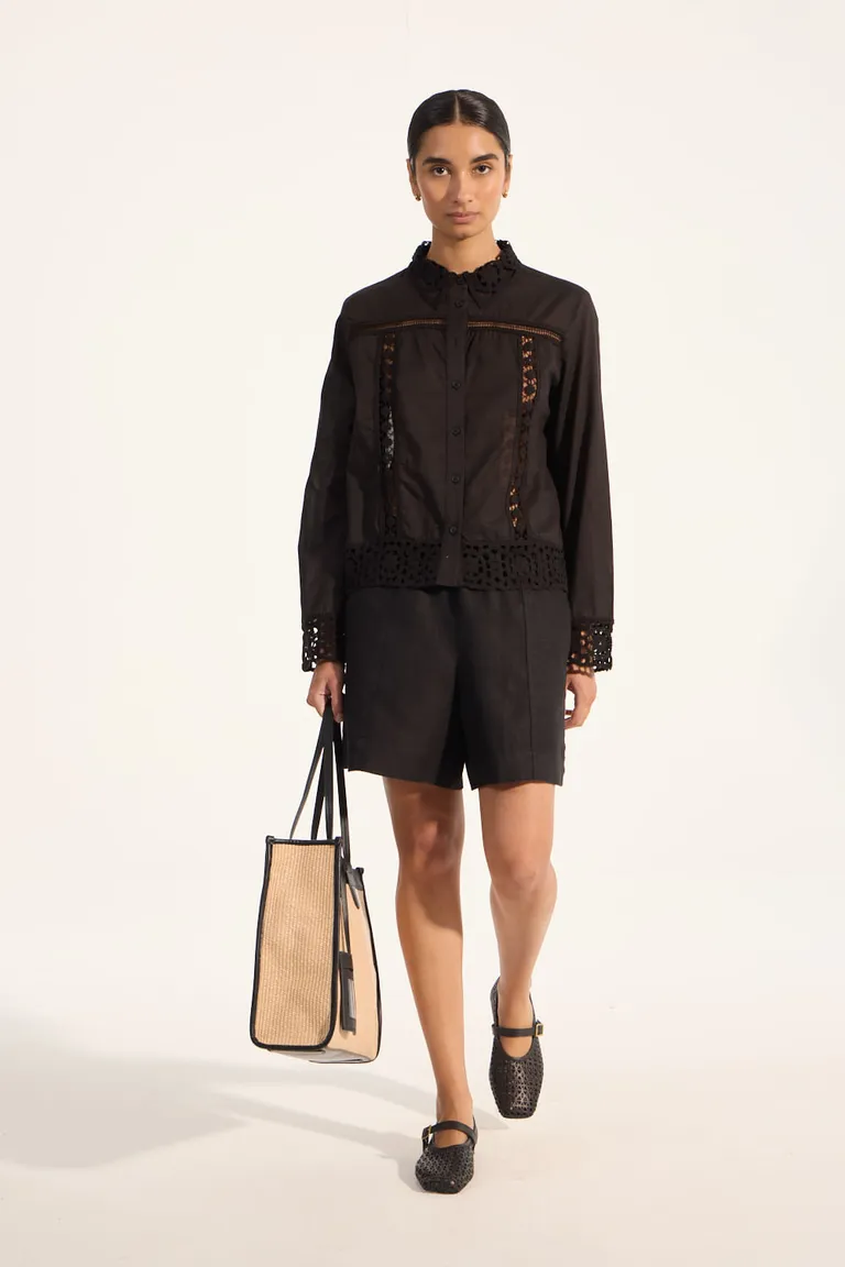 Camisa de manga larga con entredós de crochet en negro para mujer de Portsaid en Camisas para argentina