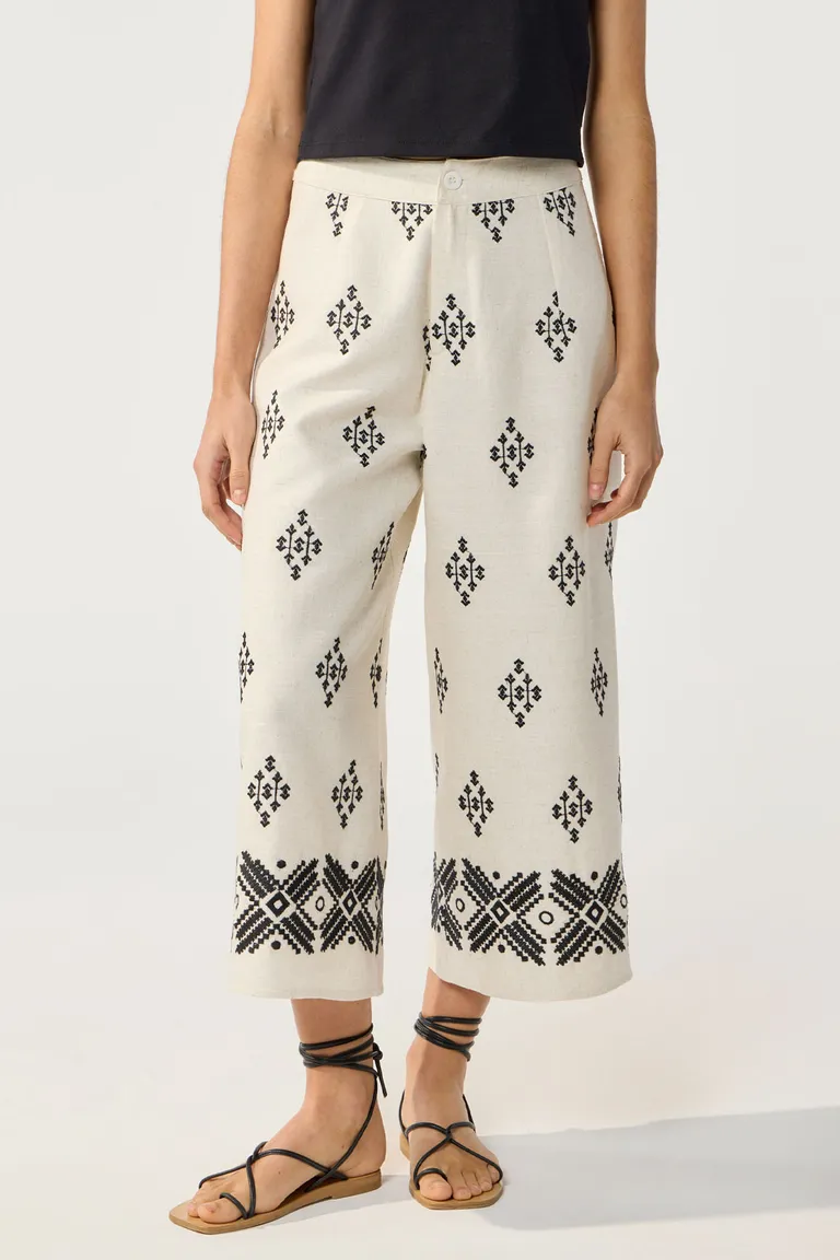 Pantalón de lino palazzo con bordados minimalistas para mujer de Cuesta Blanca en Pantalones para argentina