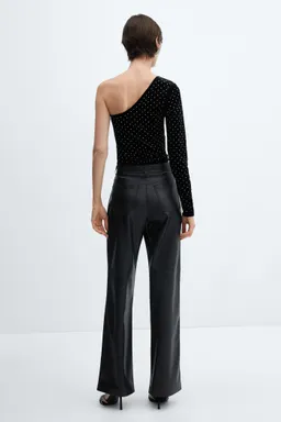 Top terciopelo con strass de Mango en Tops para argentina