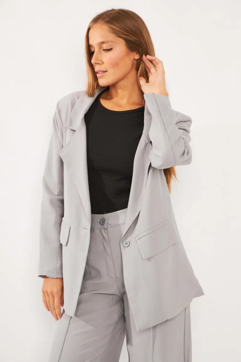 Blazer sastre de corte recto y solapa en tono beige de Belle en Blazers para argentina