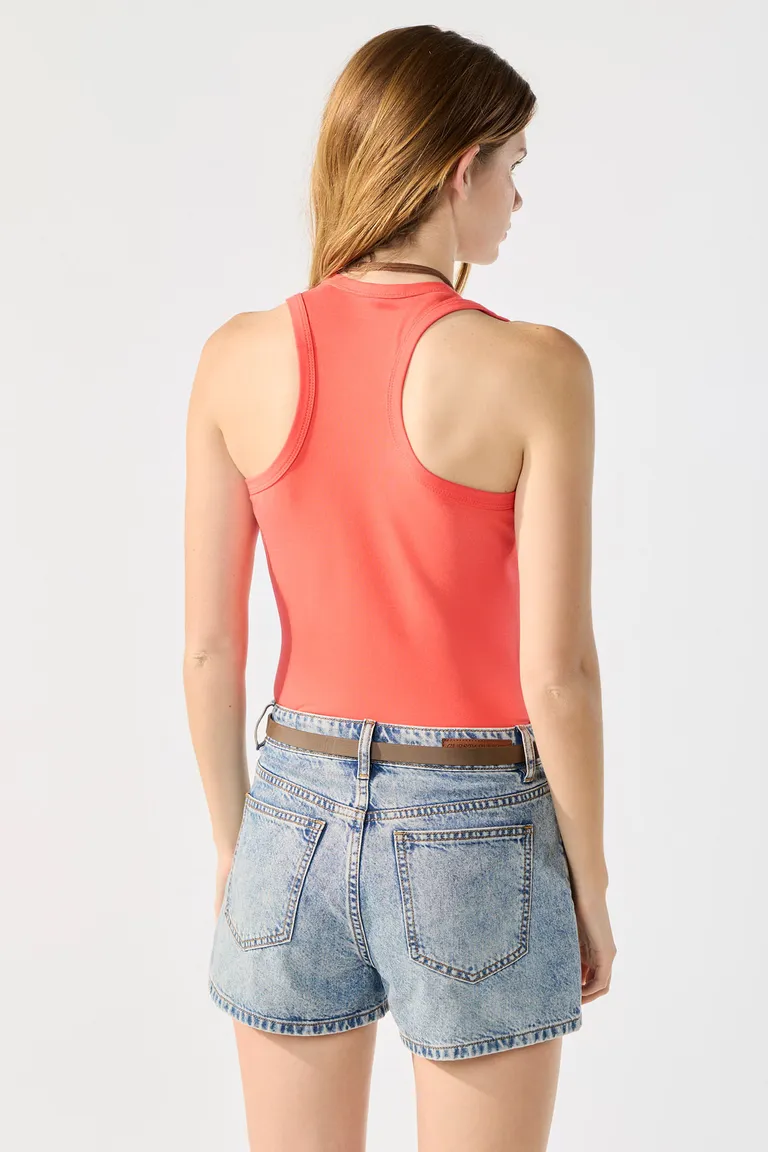 Musculosa deportiva de algodón en tono coral para mujer de Cuesta Blanca en Tops para argentina