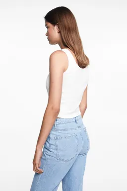 Remera algodón breteles de Mango Teen en Remeras para argentina