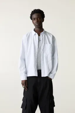 Camisa rayas arrugada de Pull&Bear en Camisas para argentina