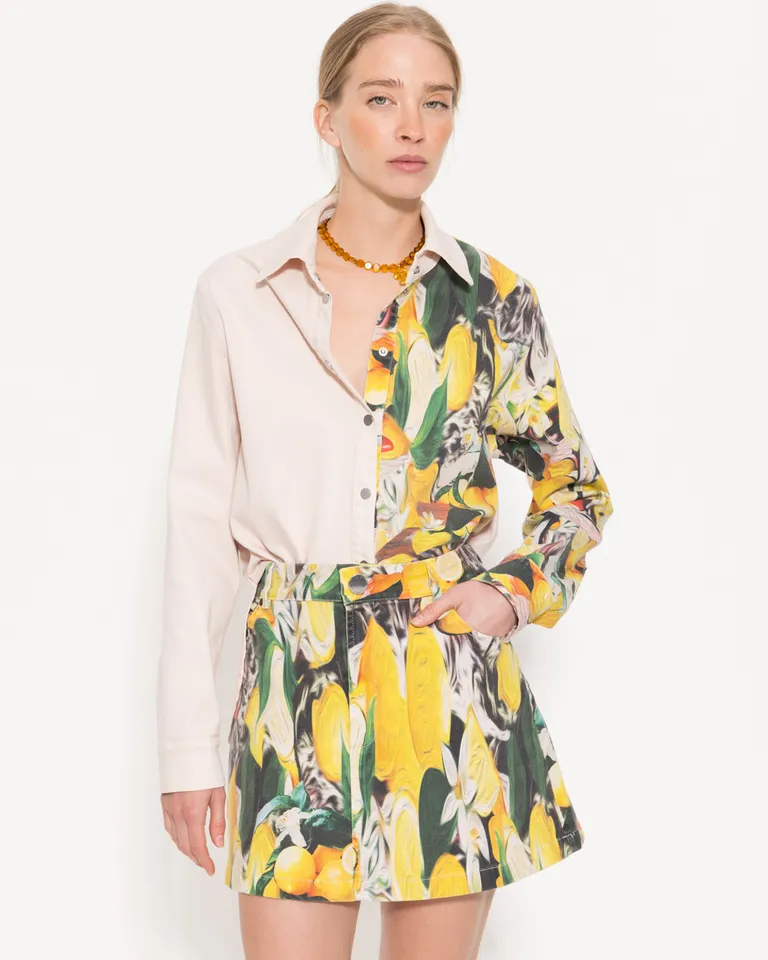 Vestido estampado floral de corte ajustado y diseño femenino de Jazmin Chebar en Vestidos para argentina