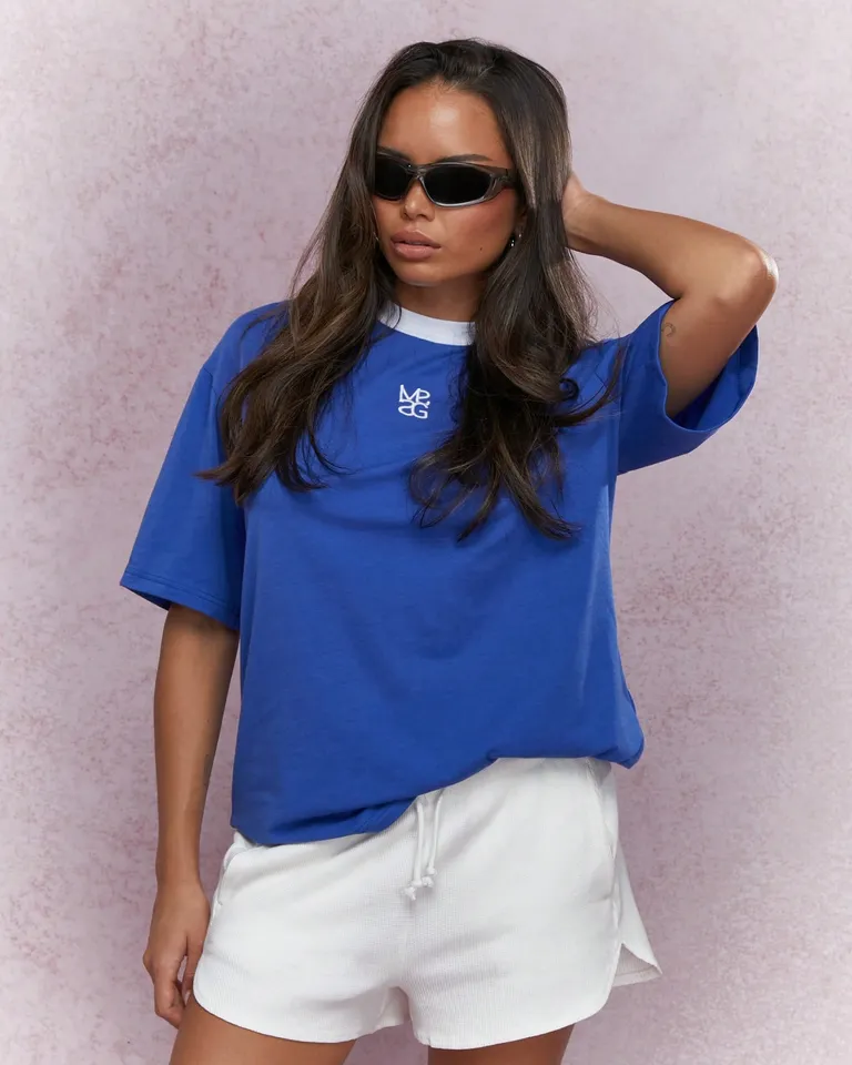 Remera con logo bordado de Missguided en Remeras para argentina
