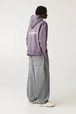 Buzo capucha nico robin de Pull&Bear en Buzos y Sweaters para argentina