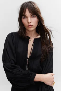 Vestido textura lazos de Mango en Vestidos para argentina