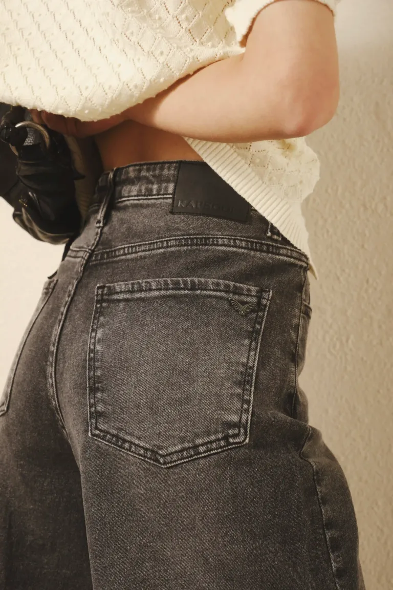 Pantalón de tiro alto con pierna ancha y lavado stone de Rapsodia en Pantalones para argentina