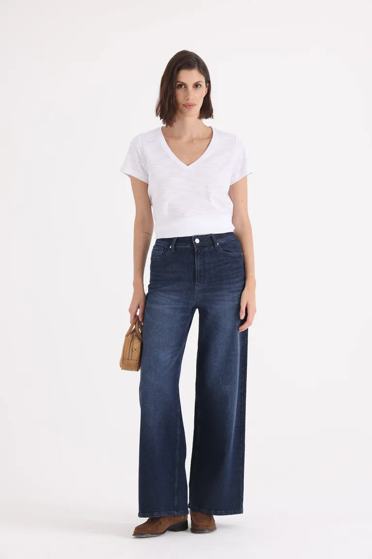 Remera básica de punto con escote en v y mangas cortas para mujer de Yagmour en Remeras para argentina