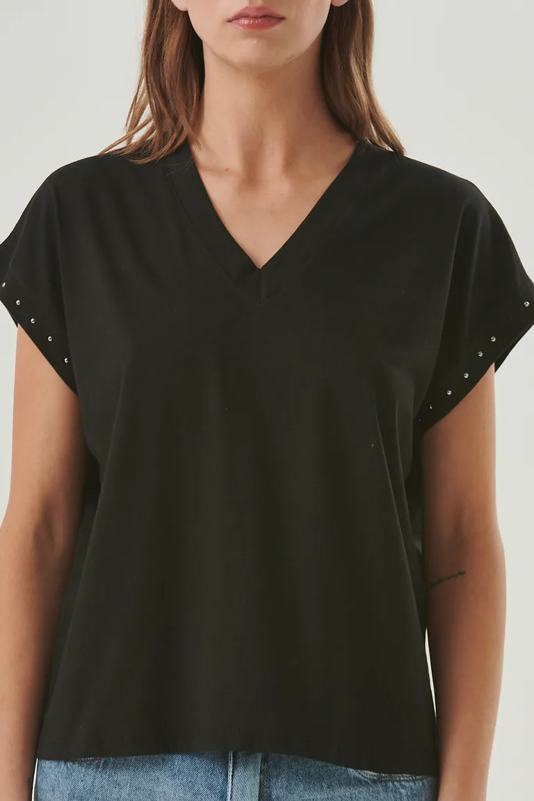 Remera de corte relajado con detalles metálicos en las mangas de Sweet en Remeras para argentina