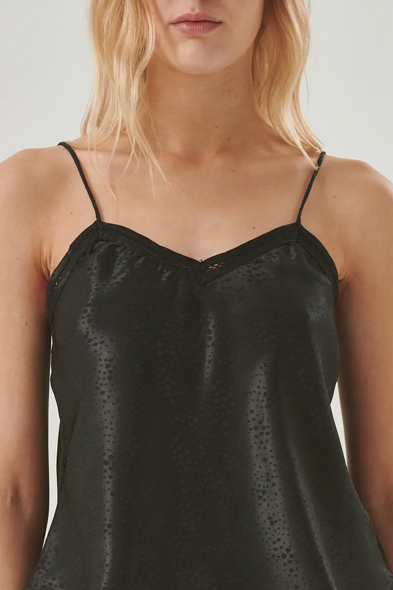 Blusa de diseño sofisticado en tejido jacquard con acabado satinado de Sweet en Blusas para argentina