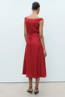 Vestido midi con botones de Mango en Vestidos para argentina