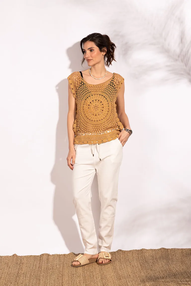 Top de crochet amarillo en estilo holgado y diseño llamativo de Indiastyle en Tops para argentina