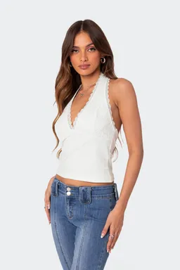Top halter encaje carolyn de Edikted en Tops para argentina