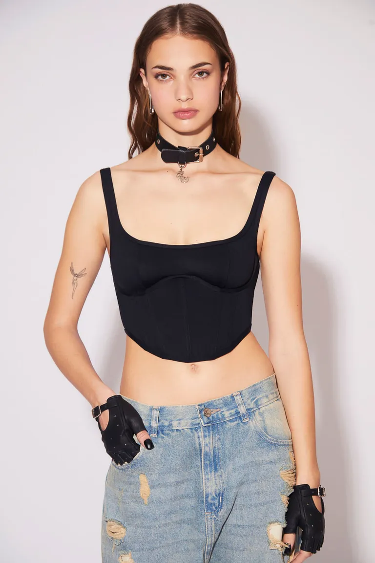 Top estilo corset estructurado con tazas y escote cuadrado de corte entallado de 47 Street en Tops para argentina