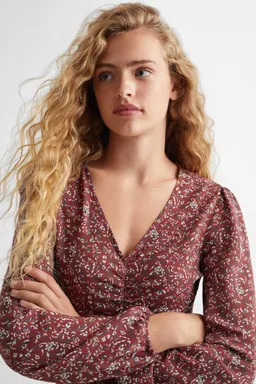 Vestido flores detalle fruncido de Mango Teen en Vestidos para argentina