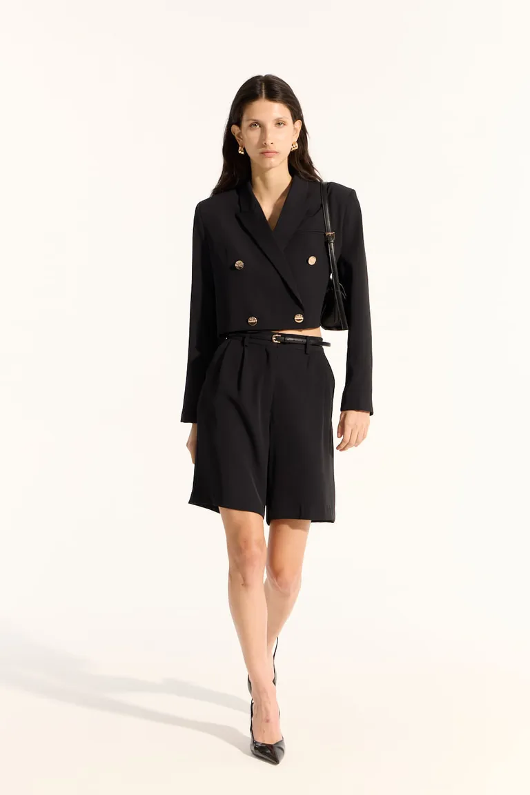 Blazer corto de largo modular con forrado interior y falso bolsillo ojal en delantero de Portsaid en Blazers para argentina