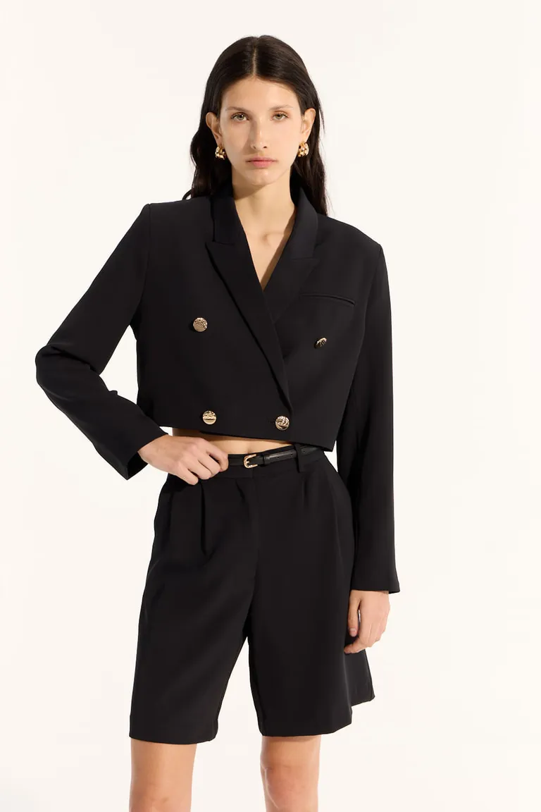 Blazer corto de largo modular con forrado interior y falso bolsillo ojal en delantero de Portsaid en Blazers para argentina