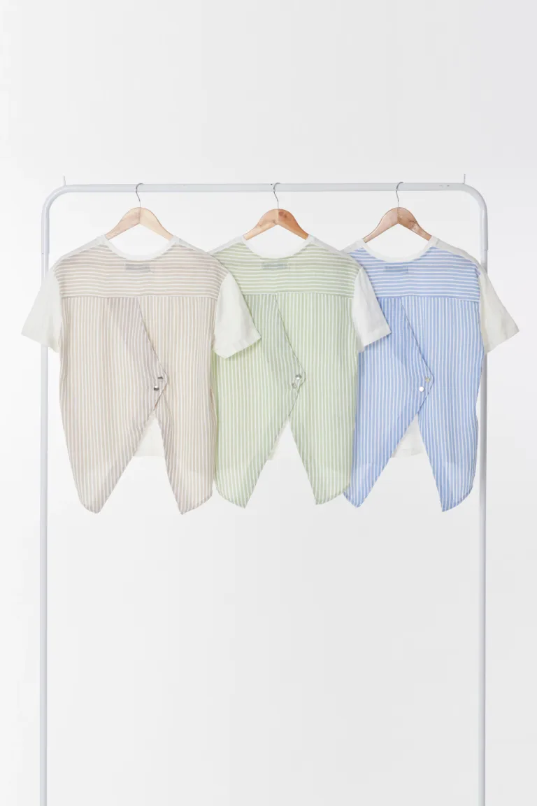 Remera de mujer de color azul, con diseño ligero y moderno de Apricot en Remeras para argentina