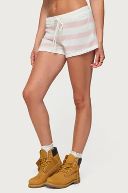 Amaris shorts tejido rayado de Edikted en Shorts para argentina