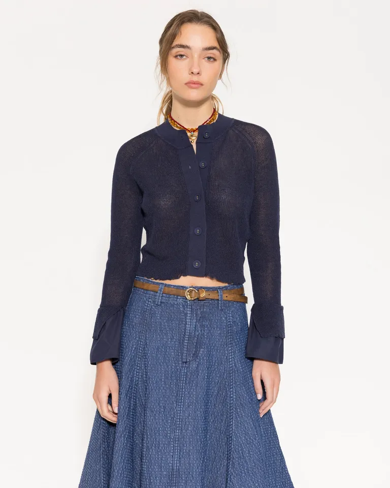 Cardigan de punto negro con mangas campana de Jazmin Chebar en Buzos y Sweaters para argentina